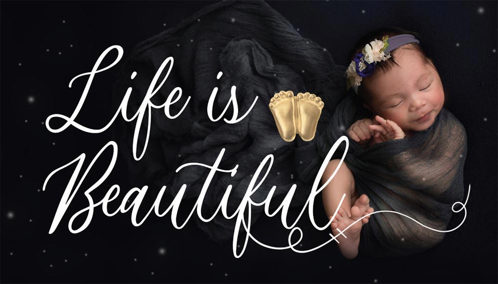 Jewelry, Lapel Pin, Precious Feet, Gold-Colored, Life is Beautiful Card